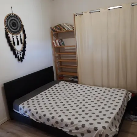 F1 Meuble 3 Personnes Apartment