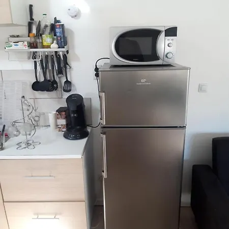 F1 Meuble 3 Personnes Apartment Aubenas